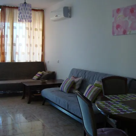 Danaos 2 Apartment Paphos